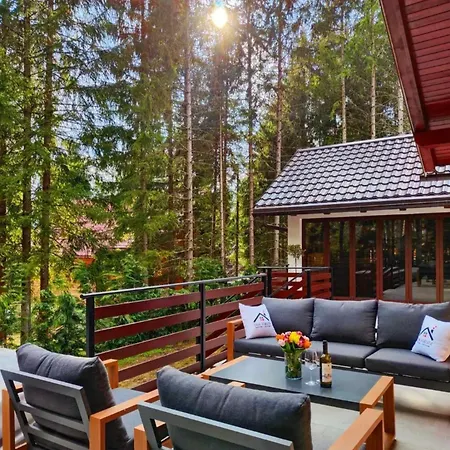 Casa Foresta Willa *